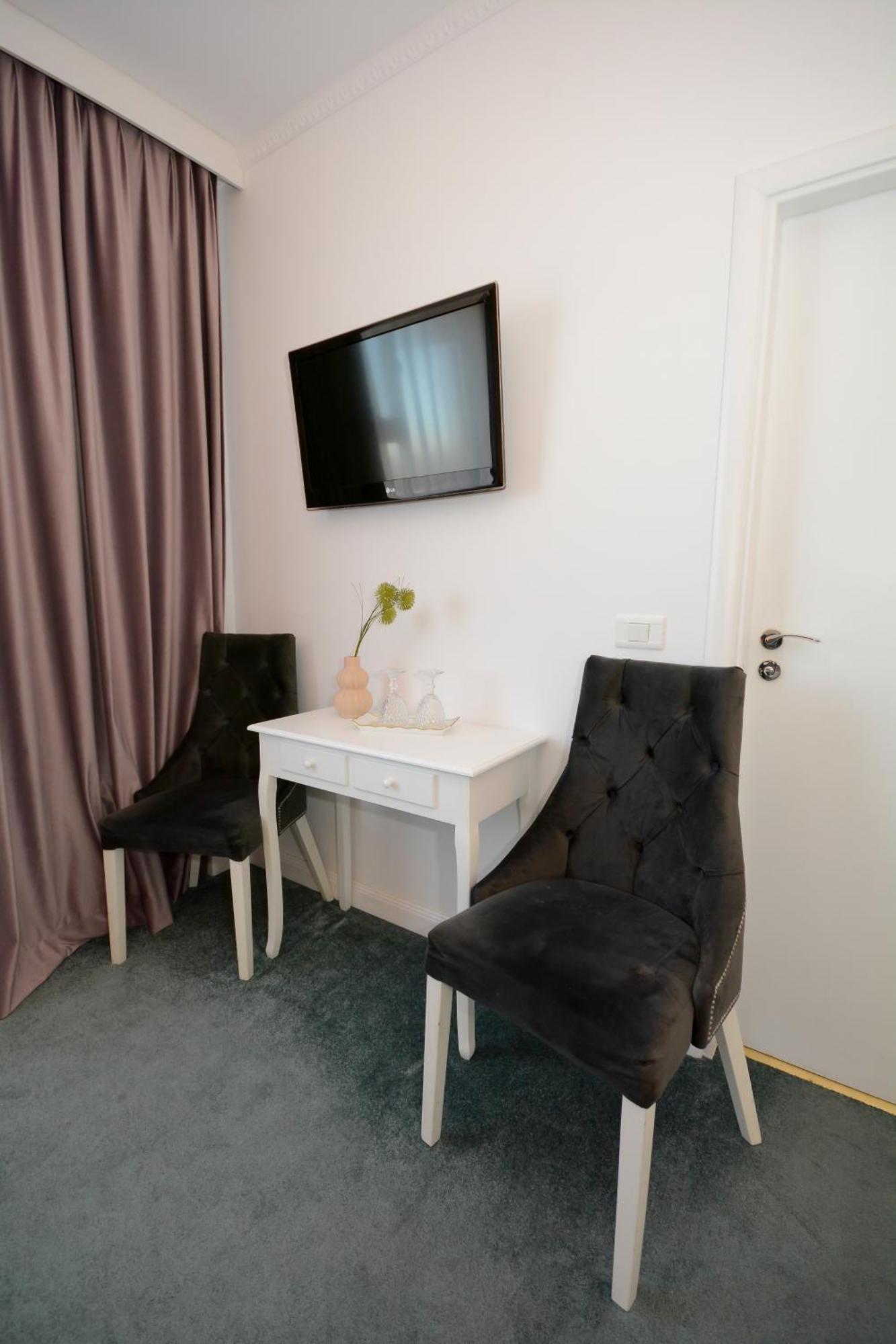 Hotel Andre'S Craiova Luaran gambar