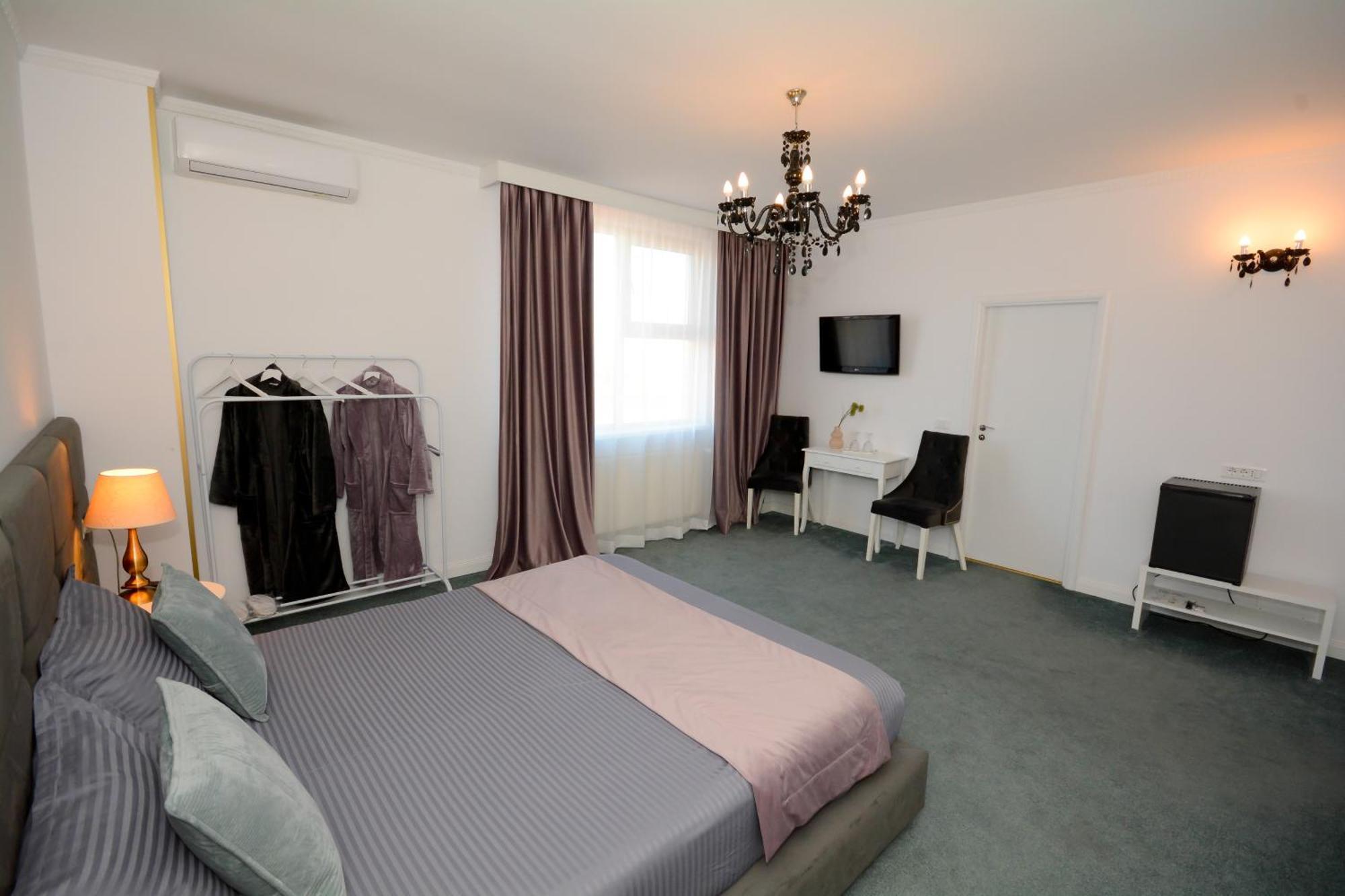Hotel Andre'S Craiova Luaran gambar