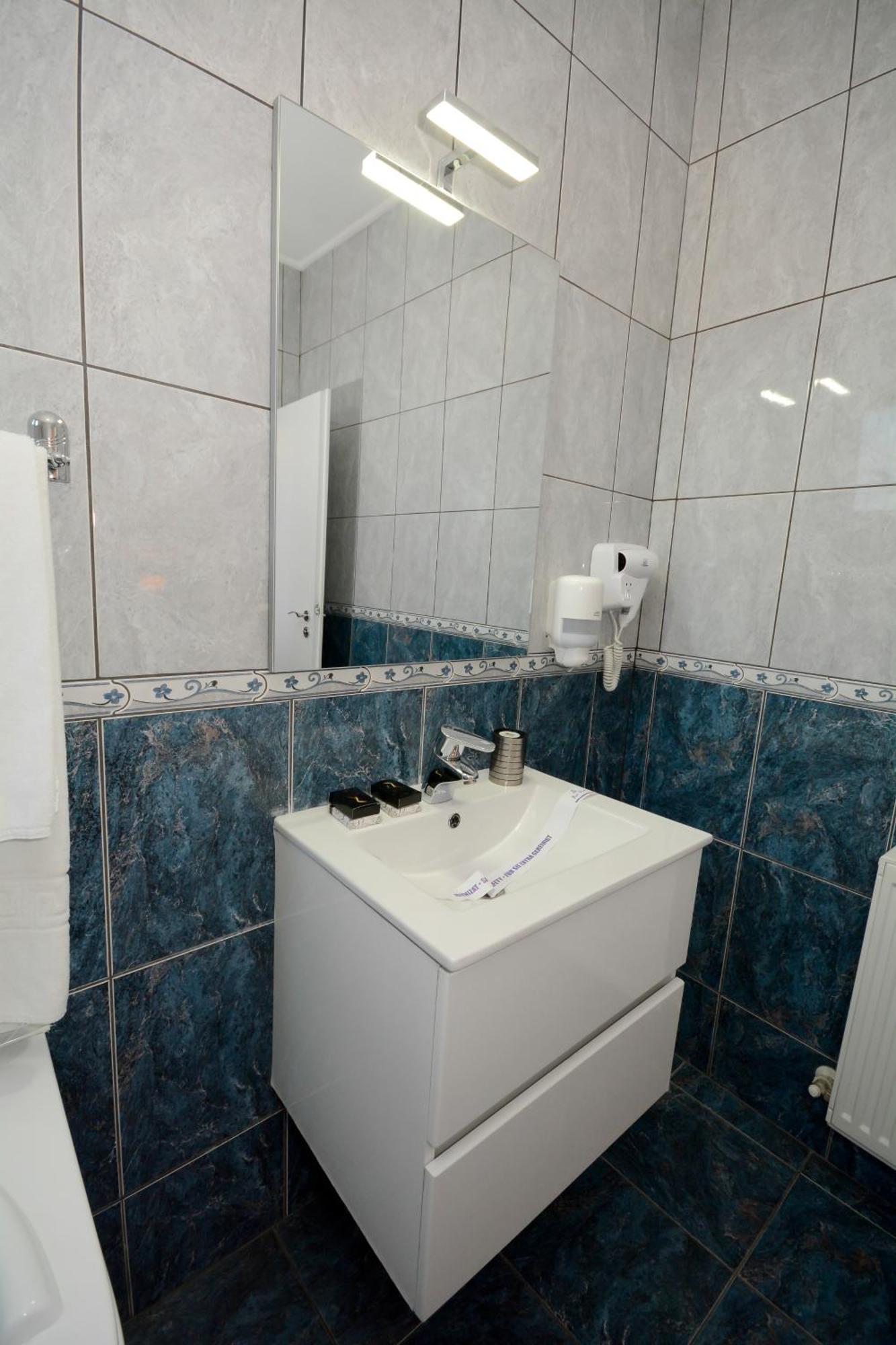 Hotel Andre'S Craiova Luaran gambar